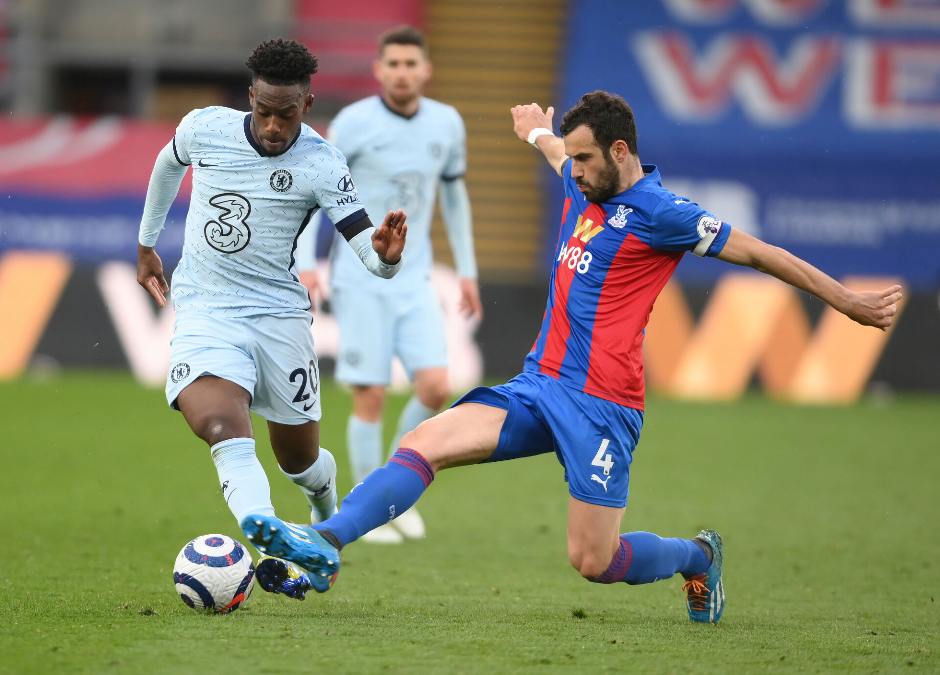 Безкомпромисен Челси победи Кристъл Палас и влезе в топ 4 (ВИДЕО)