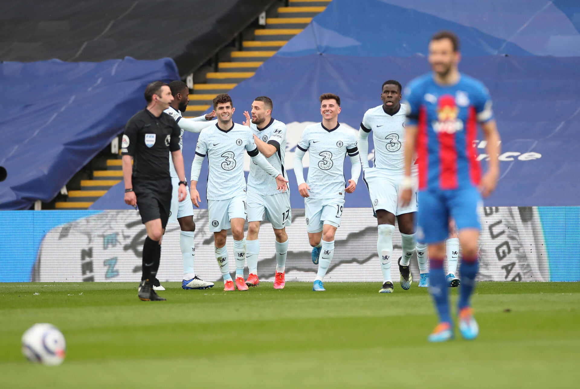 Безкомпромисен Челси победи Кристъл Палас и влезе в топ 4 (ВИДЕО)