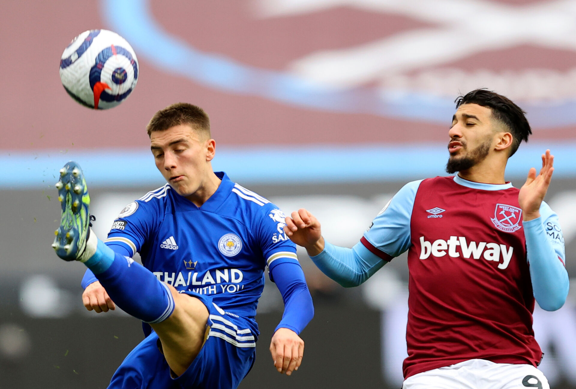 Уест Хем си поигра с огъня при аванс от 3:0, но срази Лестър (ВИДЕО)