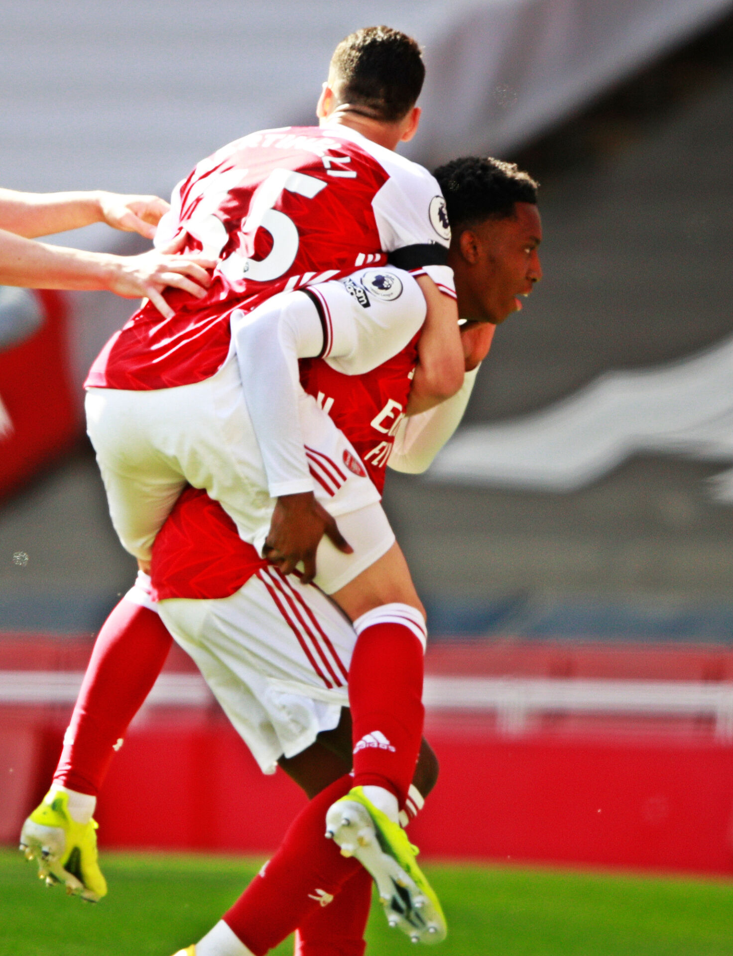 Арсенал не загуби срещу Фулъм въпреки ВАР в пълния си ''блясък'' (ВИДЕО)