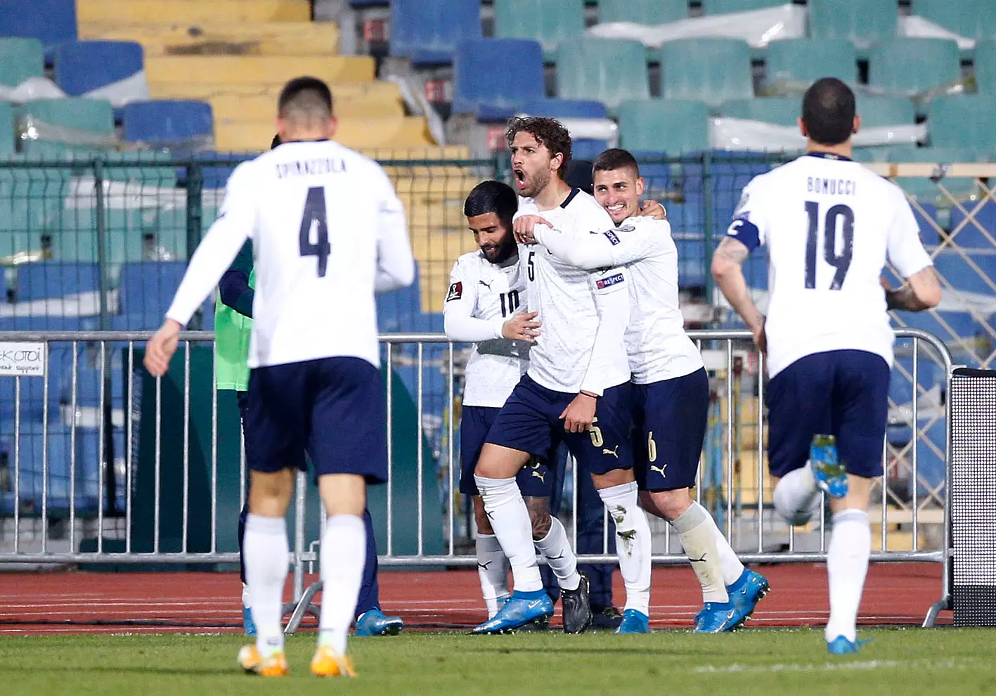 Антон Узунов