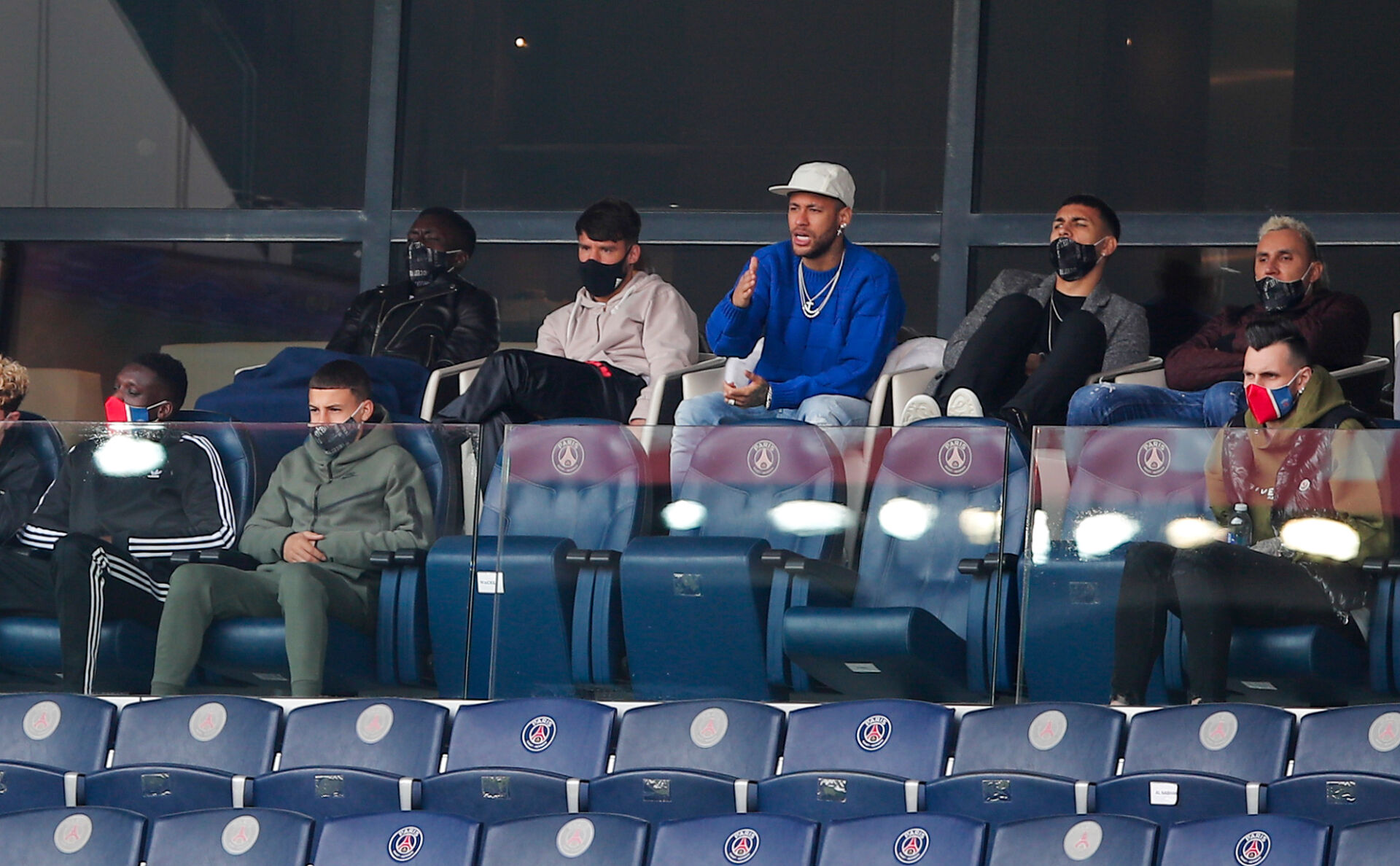 ПСЖ надви Сент Етиен в драматичен мач с голове в добавеното време