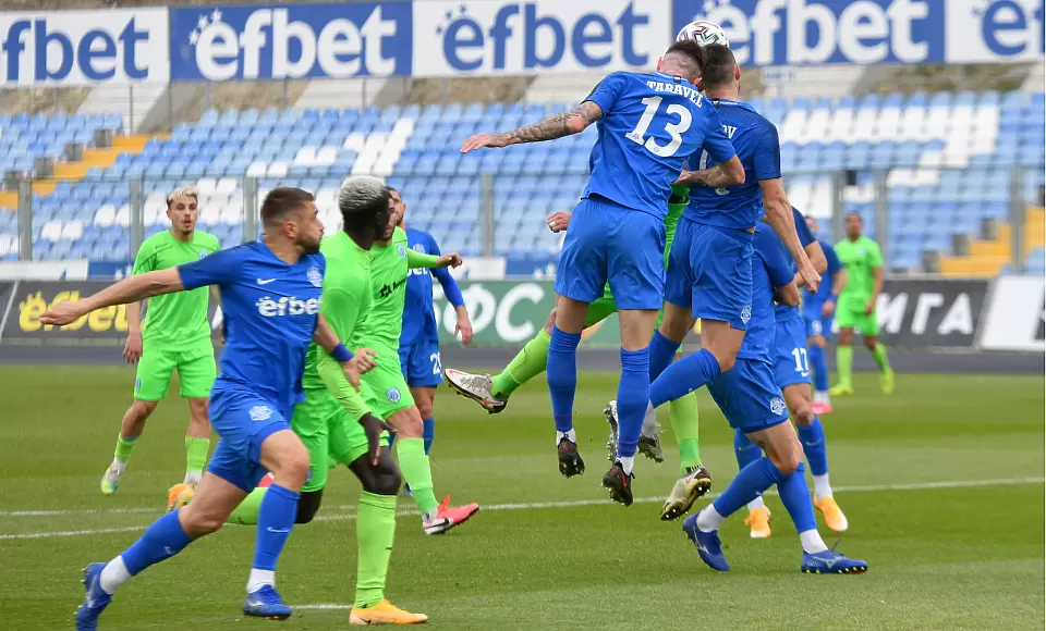 Защитник на Арда се контузи след нелеп инцидент в банята