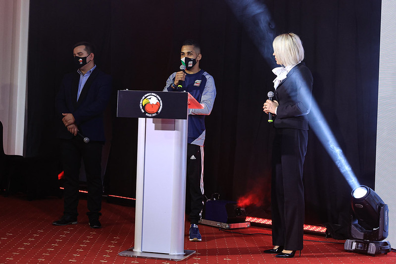 Ибаниес откри финалния ден за девойките в Киелце