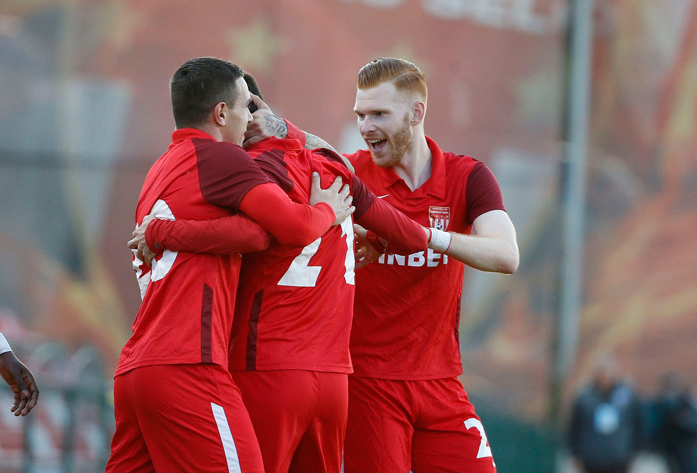 Антон Узунов