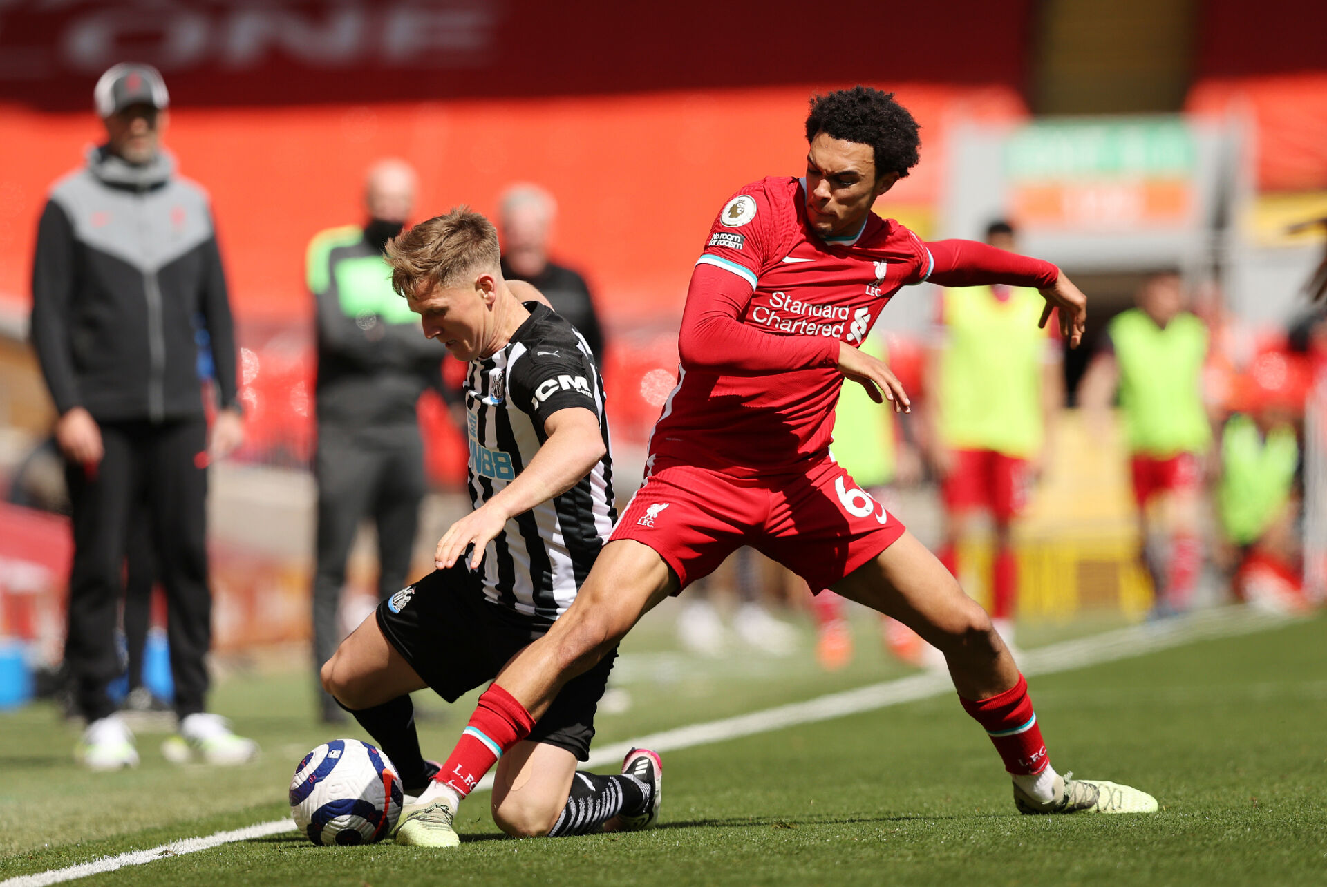 Нюкасъл наказа пропуските на Ливърпул за точка от ‘‘Анфийлд‘‘ (ВИДЕО)