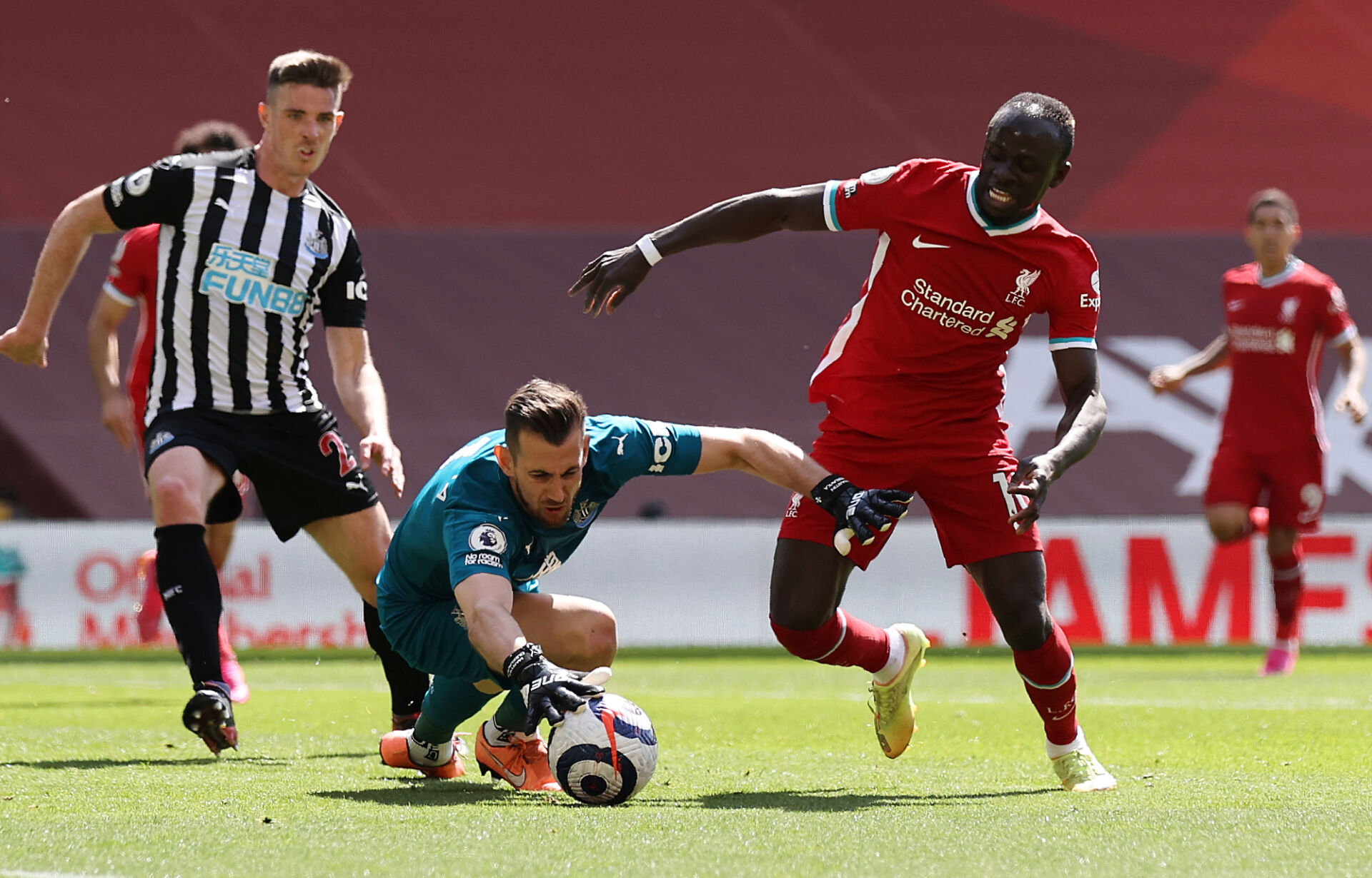 Нюкасъл наказа пропуските на Ливърпул за точка от ‘‘Анфийлд‘‘ (ВИДЕО)