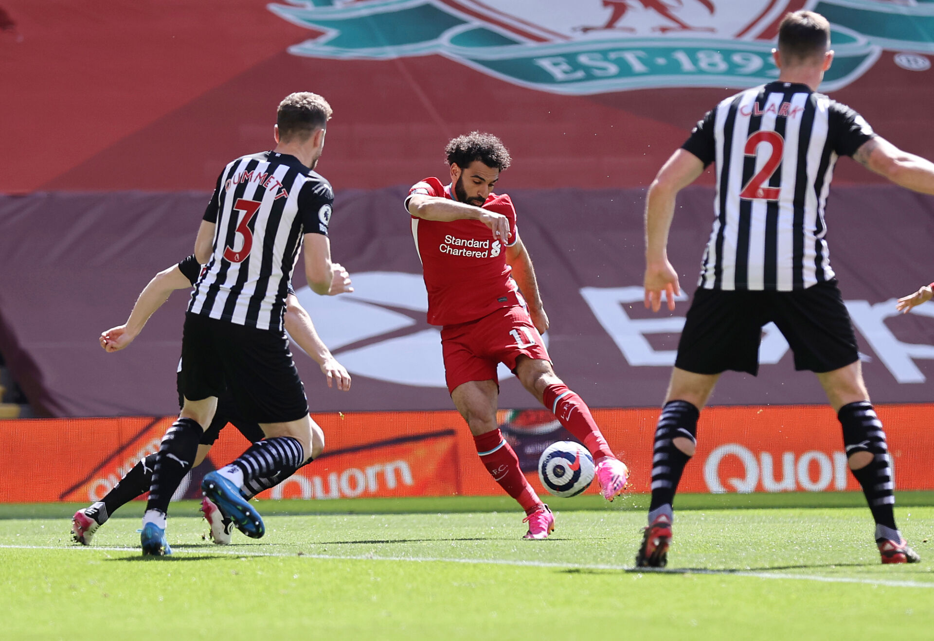 Нюкасъл наказа пропуските на Ливърпул за точка от ‘‘Анфийлд‘‘ (ВИДЕО)