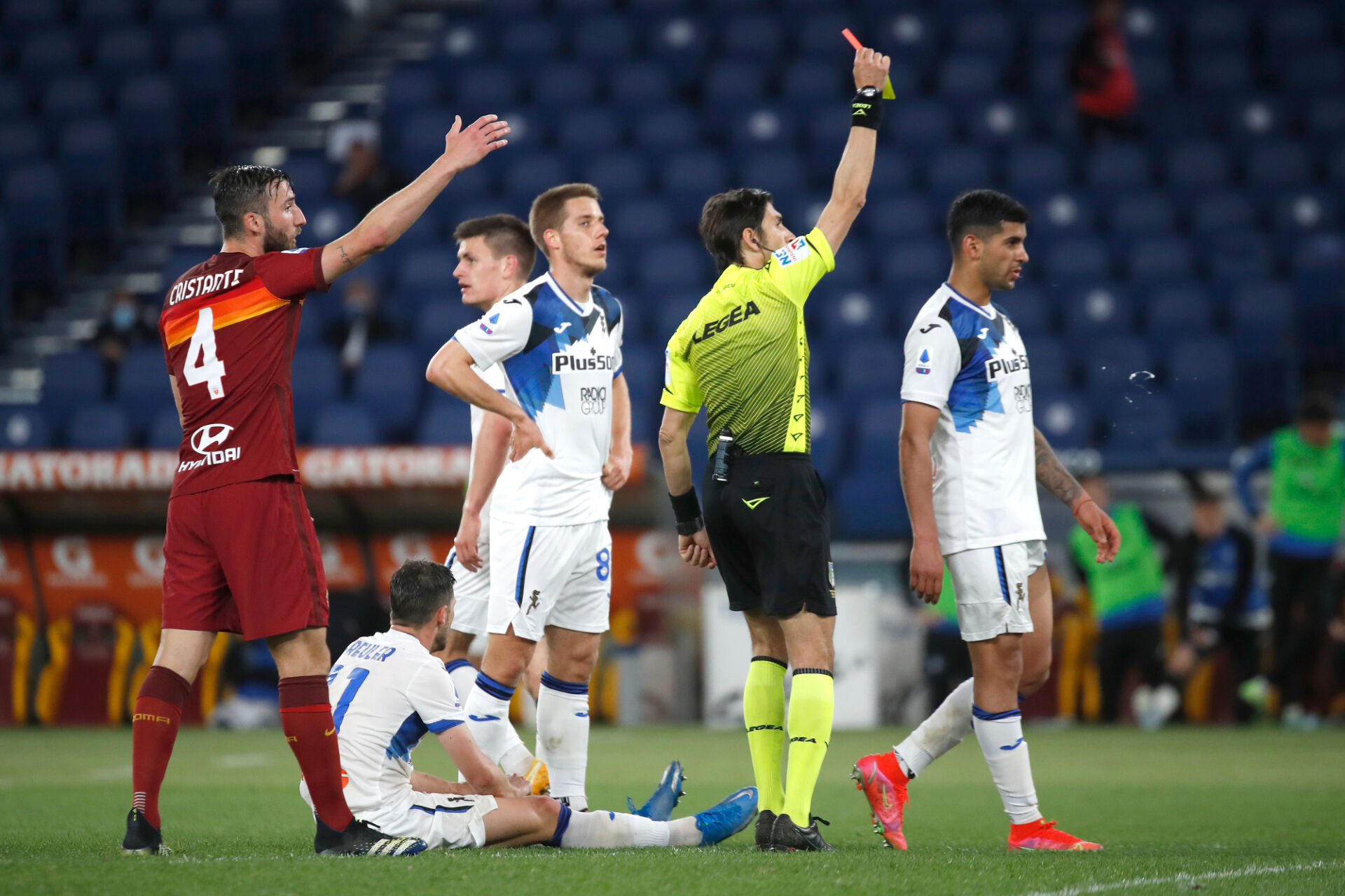 Рома оцеля срещу Аталанта и взе точка