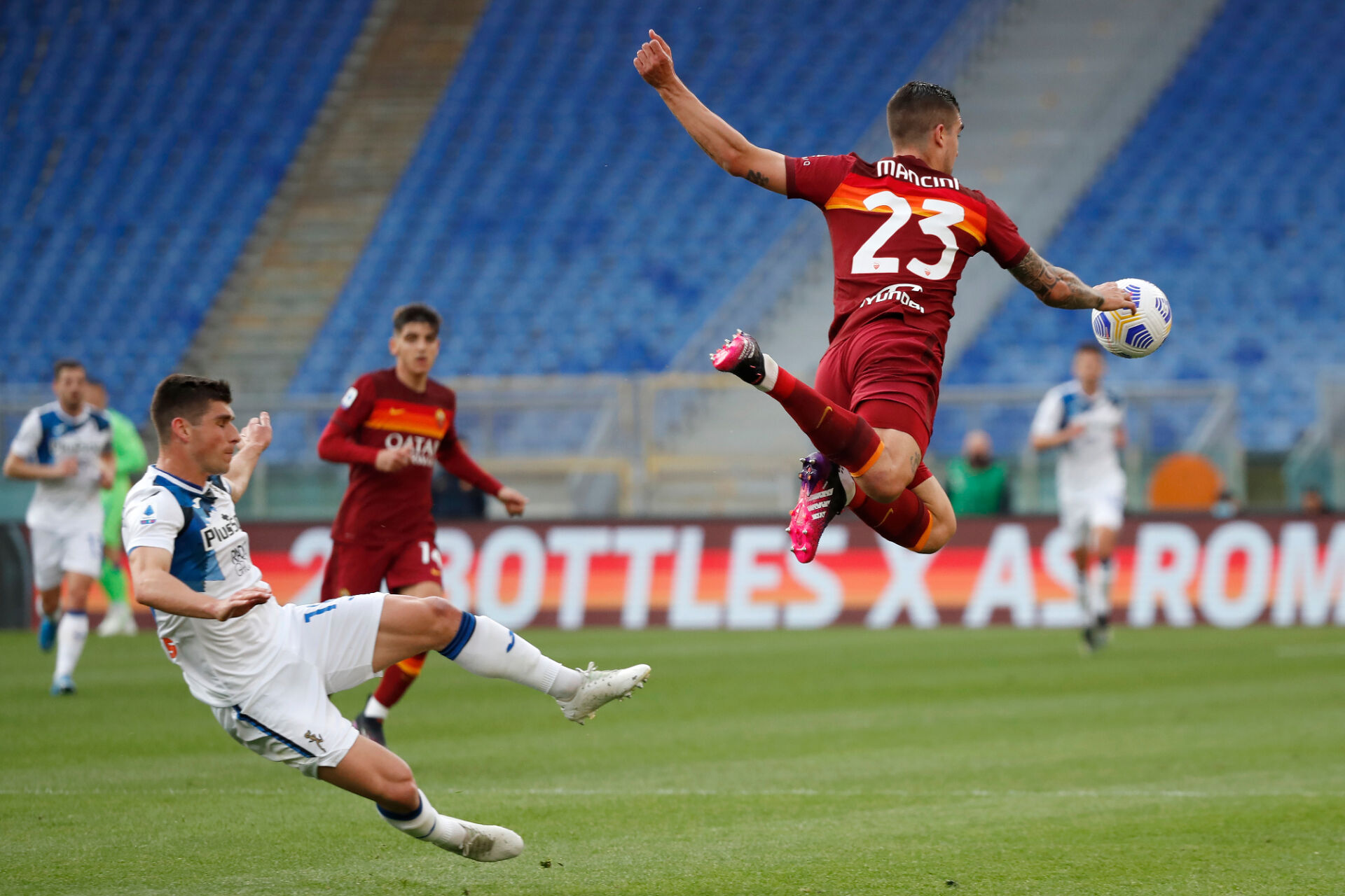 Рома оцеля срещу Аталанта и взе точка