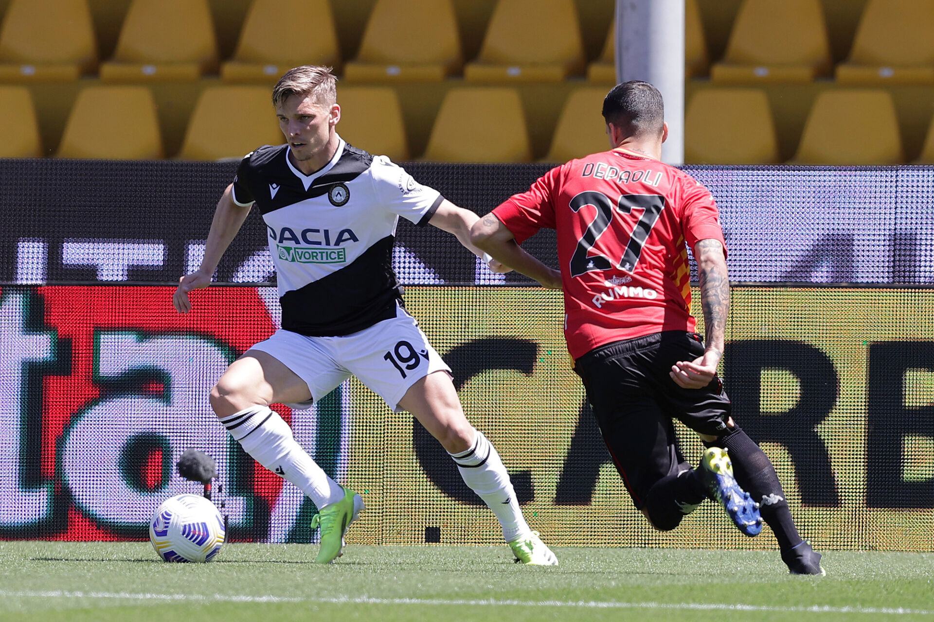 Удинезе надви Беневенто в мач с шест гола