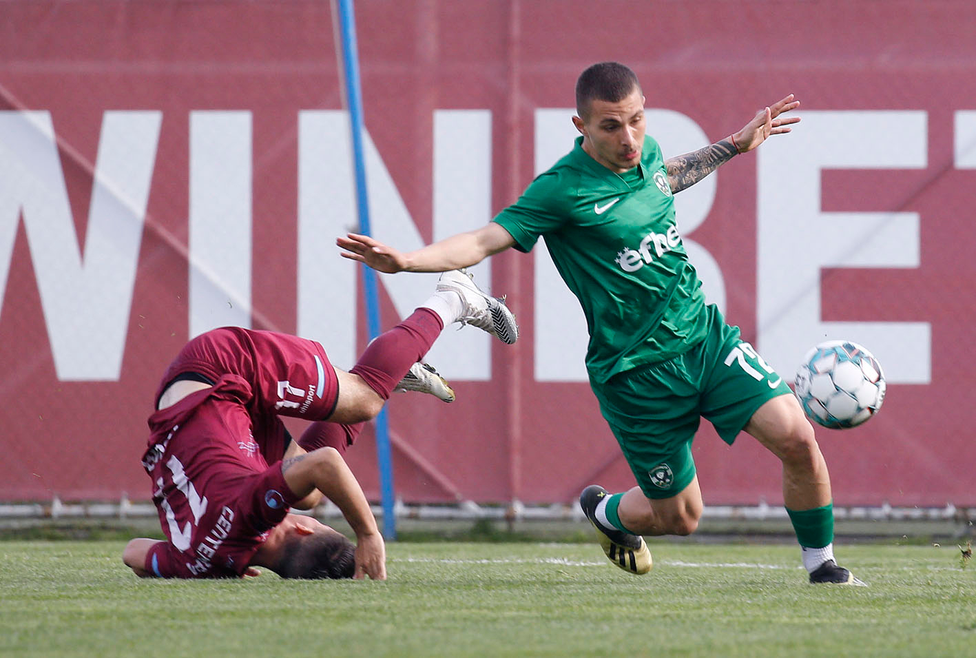 Септември Сф отмъкна победата срещу Лудогорец II и се насочи към третото място