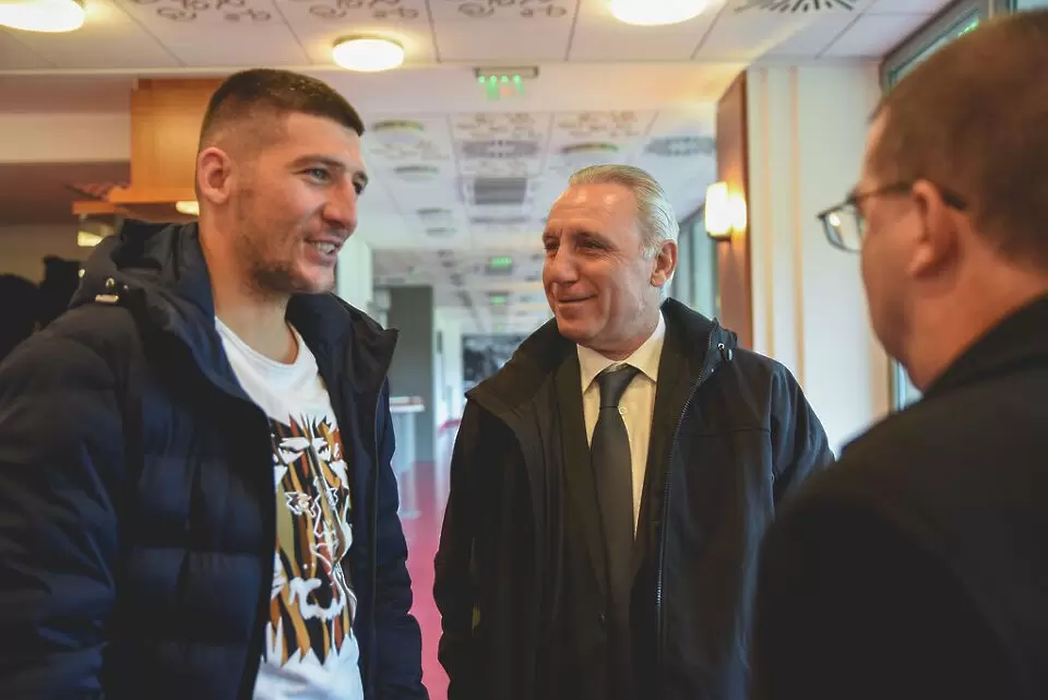 Камен Хаджиев стигна до сребърните медали в Унгария с Академия Пушкаш