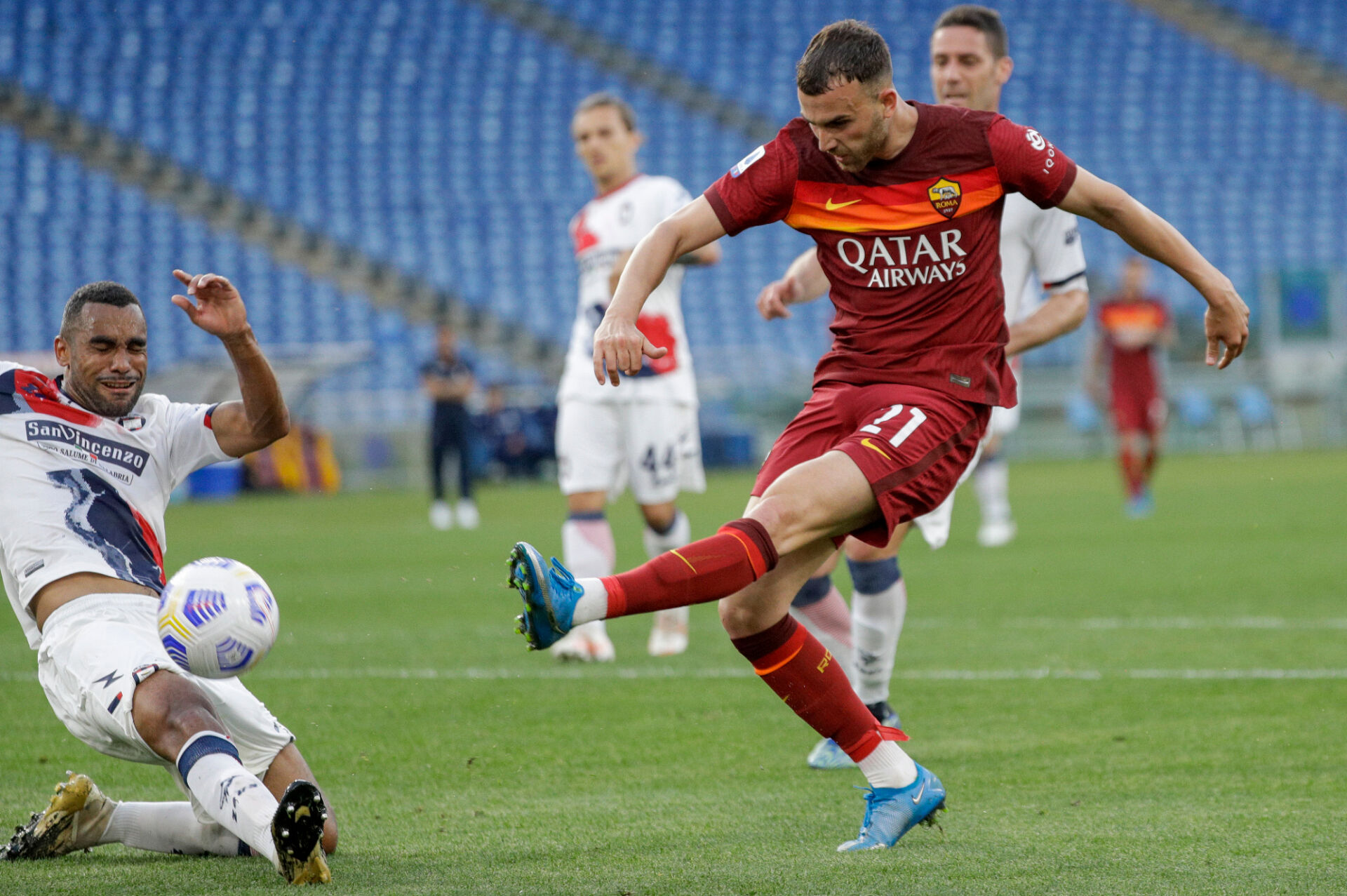 Рома развинти обезверения Кротоне за едно полувреме (ВИДЕО)