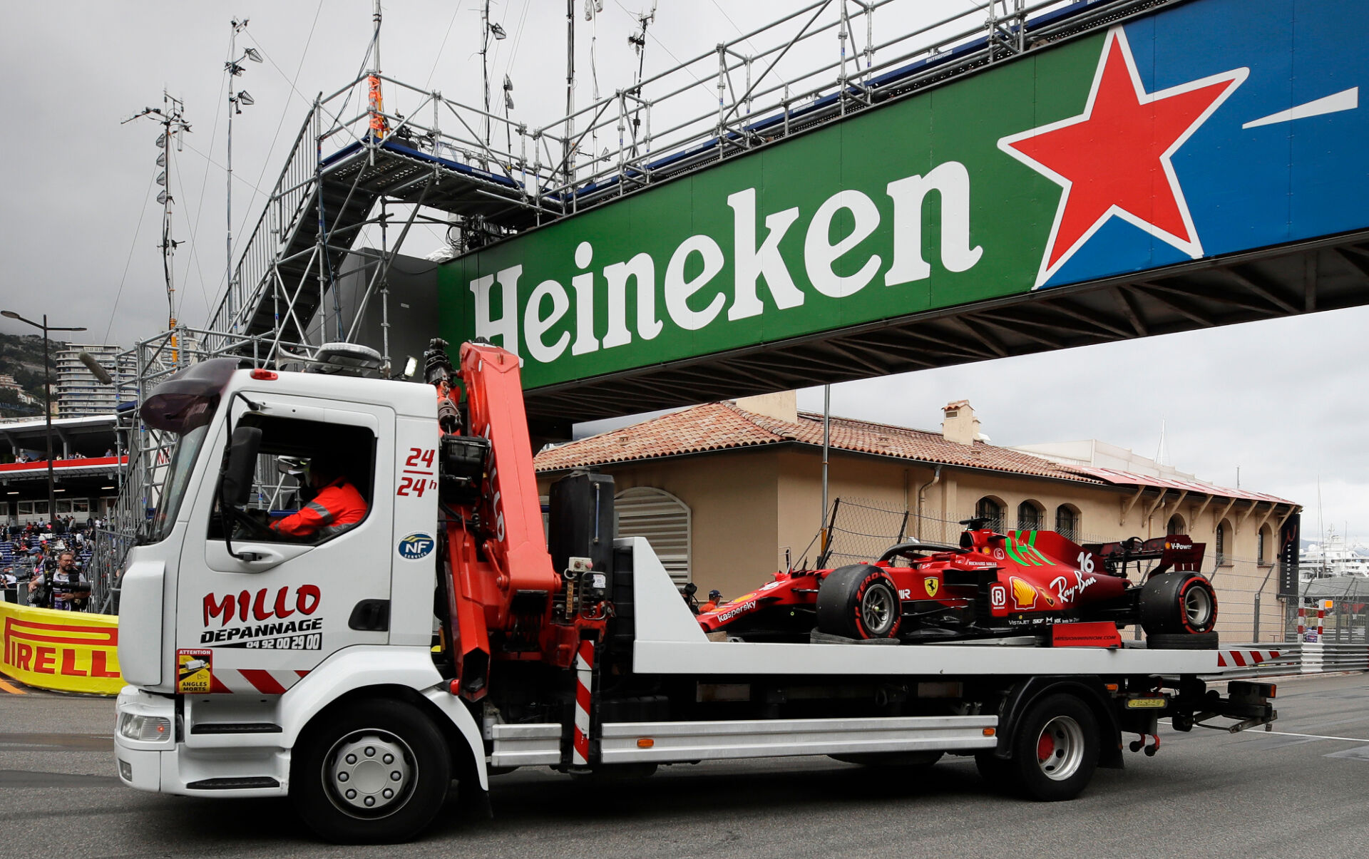 Шарл Льоклер няма да участва в Гран при на Монако