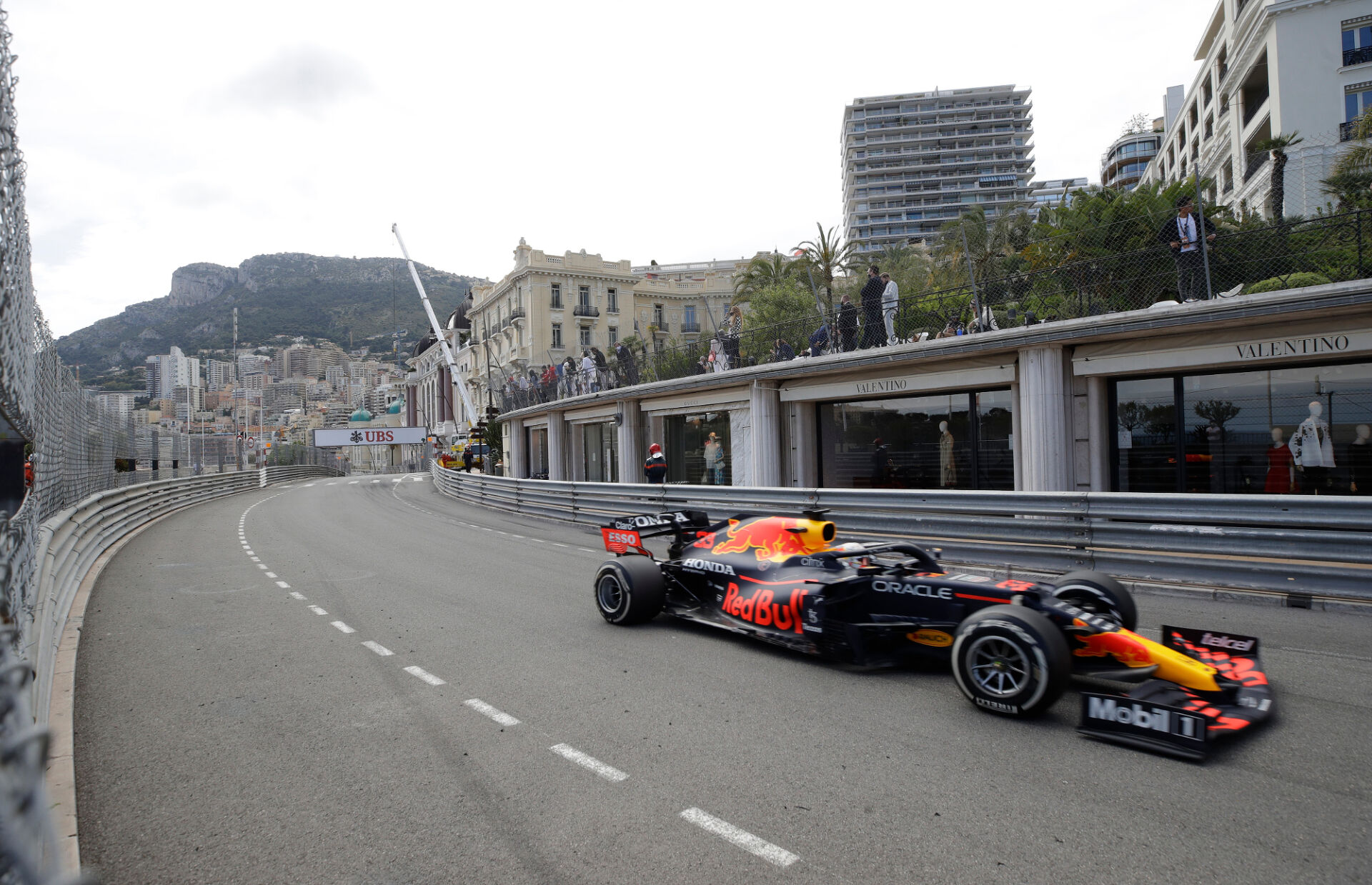 Верстапен спечели Гран при на Монако, нов лидер във Формула 1 след провал за Мерцедес