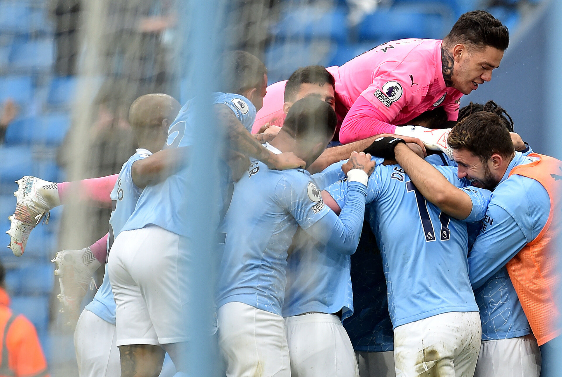 Манчестър Сити с шампионски разгром срещу Евертън (ВИДЕО)