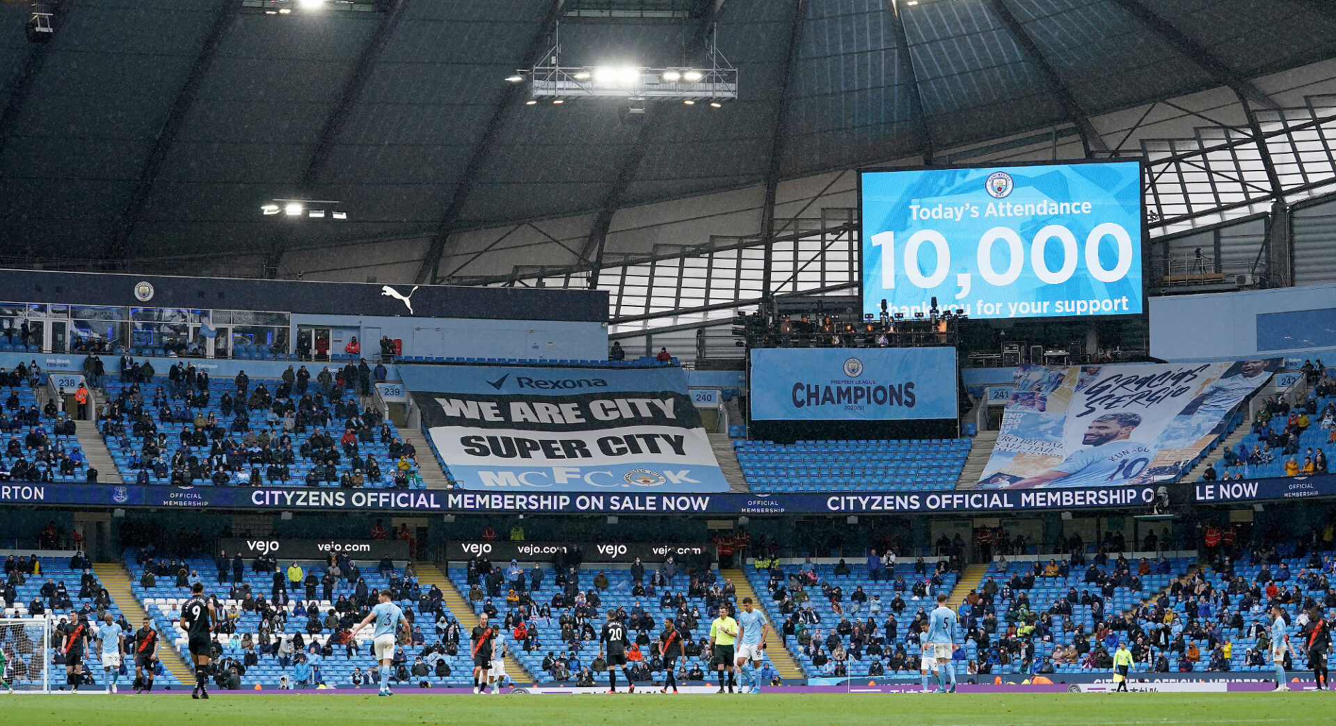 Манчестър Сити с шампионски разгром срещу Евертън (ВИДЕО)