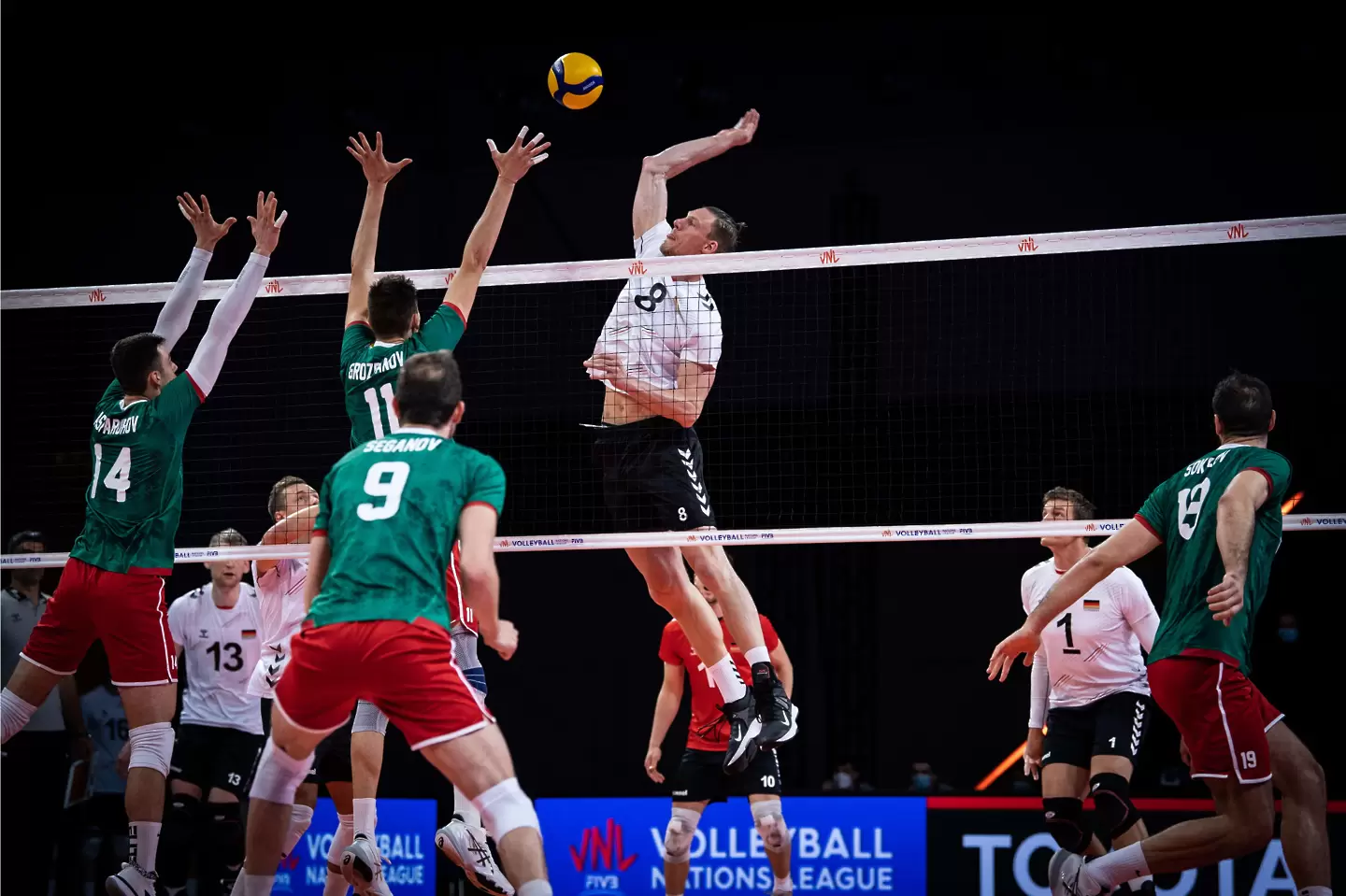 volleyballworld.com