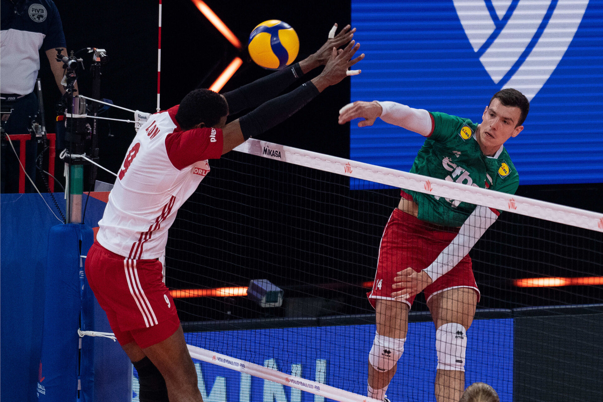 Световният шампион мина през България за 80 минути