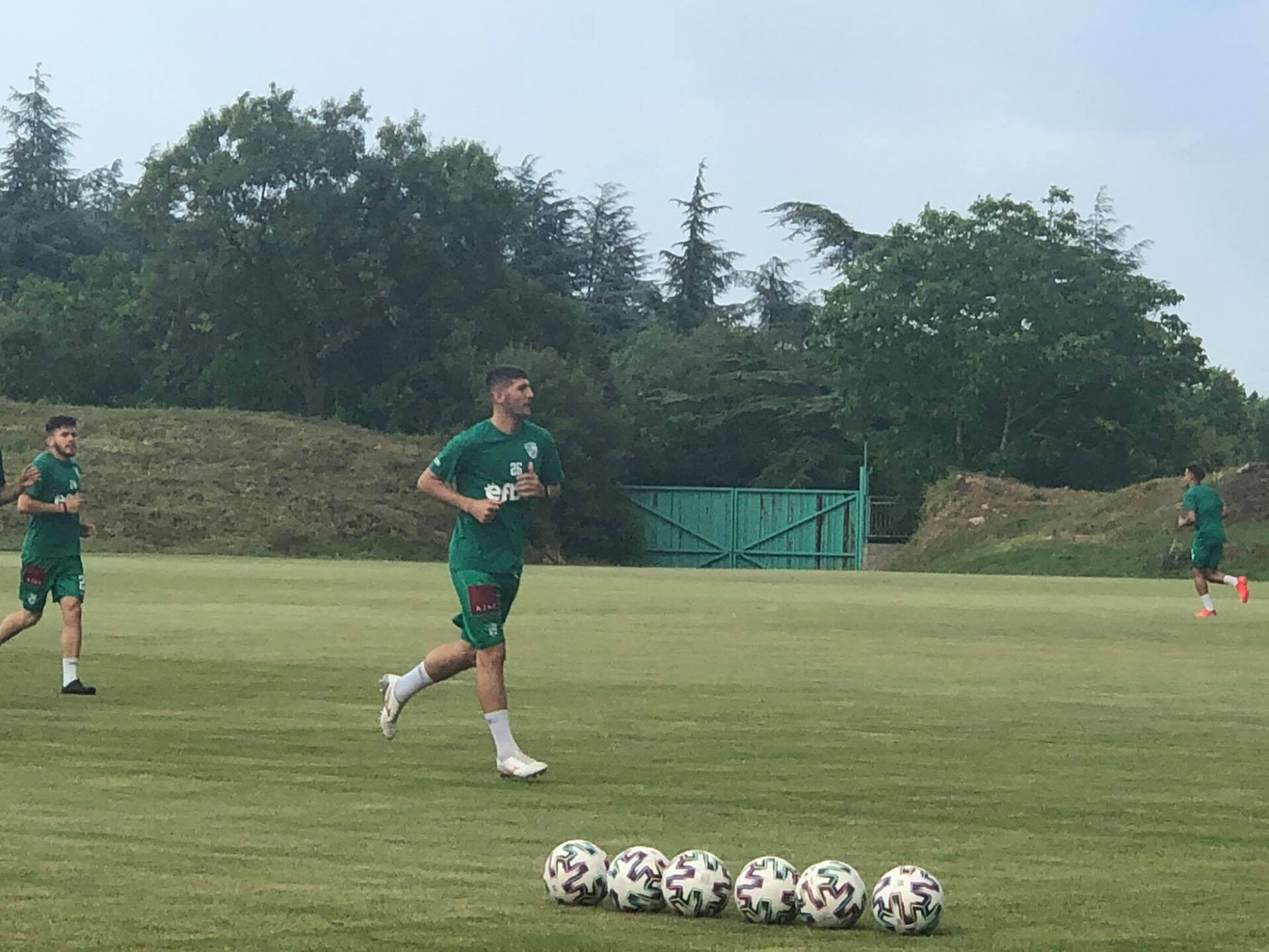 Берое започва подготовка с 21 футболисти, 8 нови