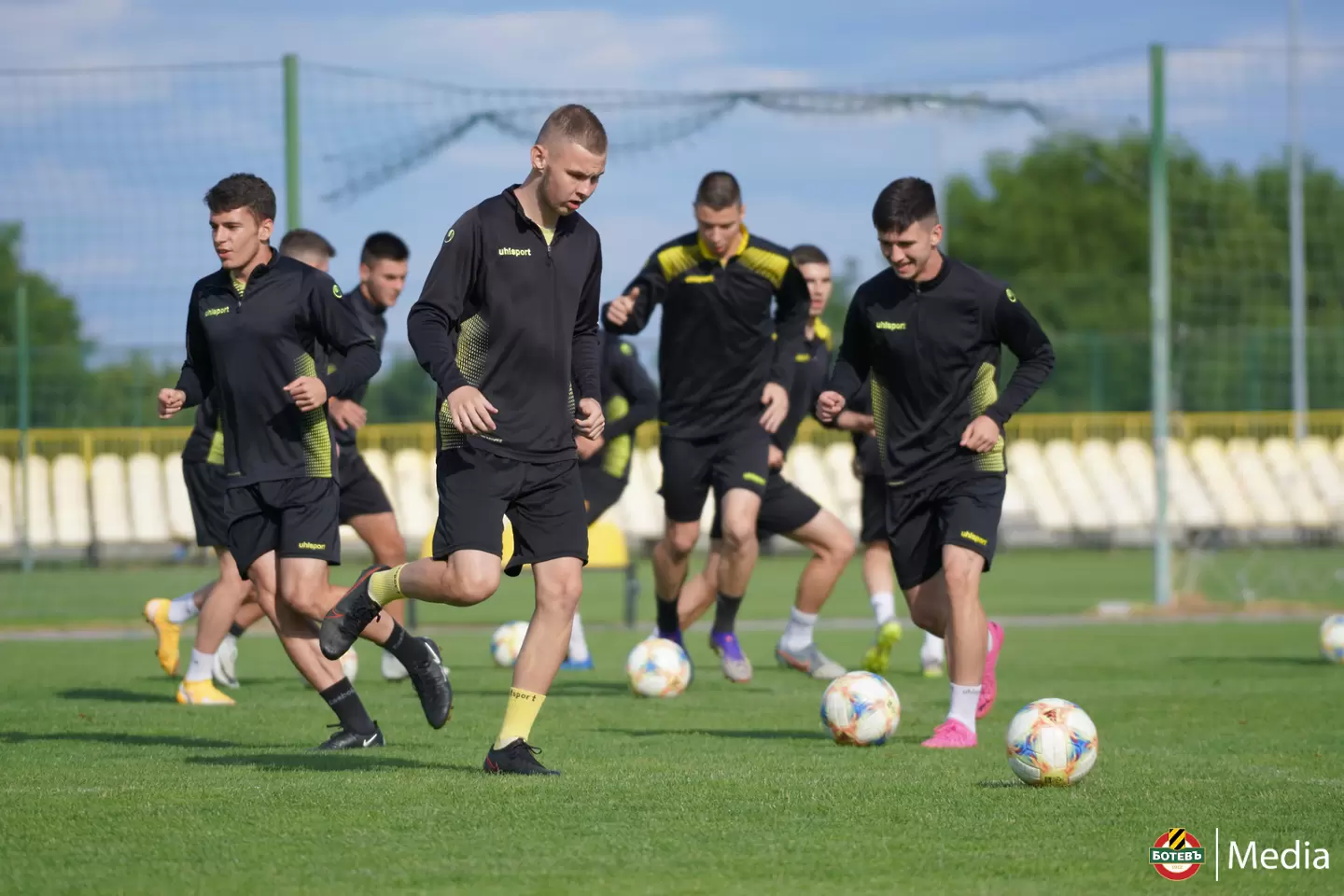 Дубълът на Ботев Пловдив ще играе три контроли