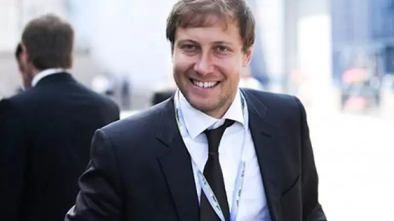 Зингаревич кацна в България, затваря сделката за Ботев и договора на Неделев