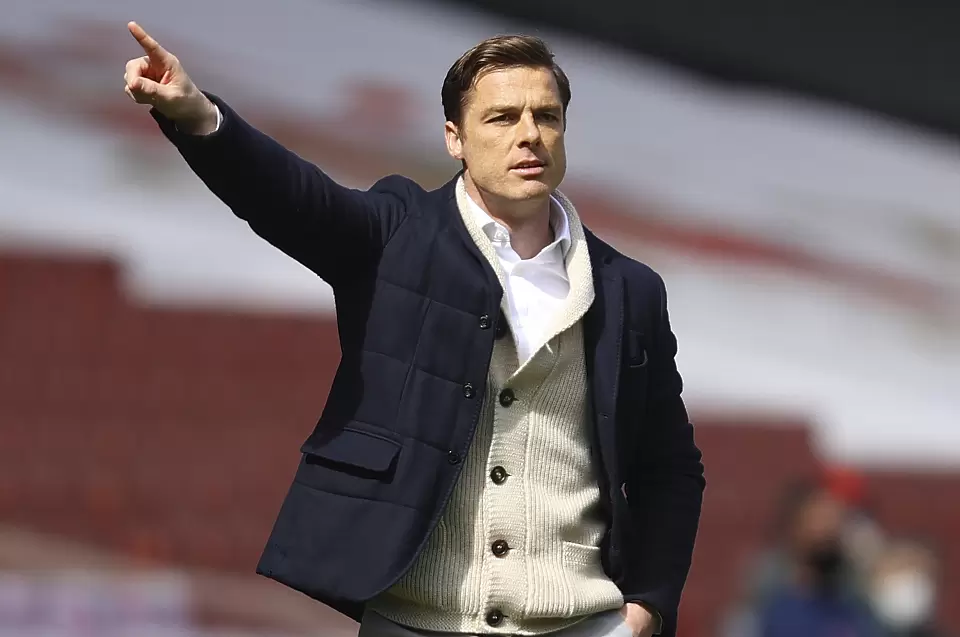 Скот Паркър напусна Фулъм