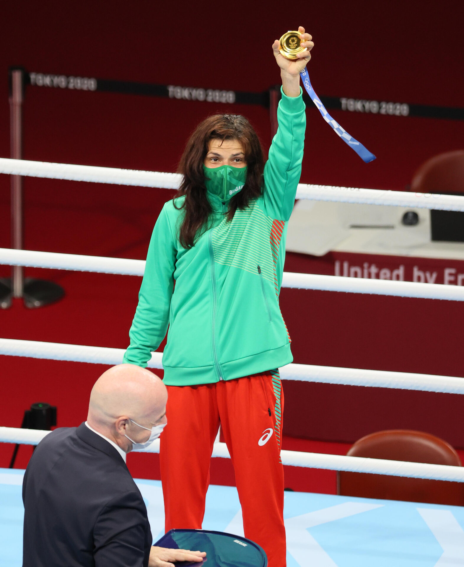 Джани Инфантино награди златната ни медалистка Стойка Кръстева