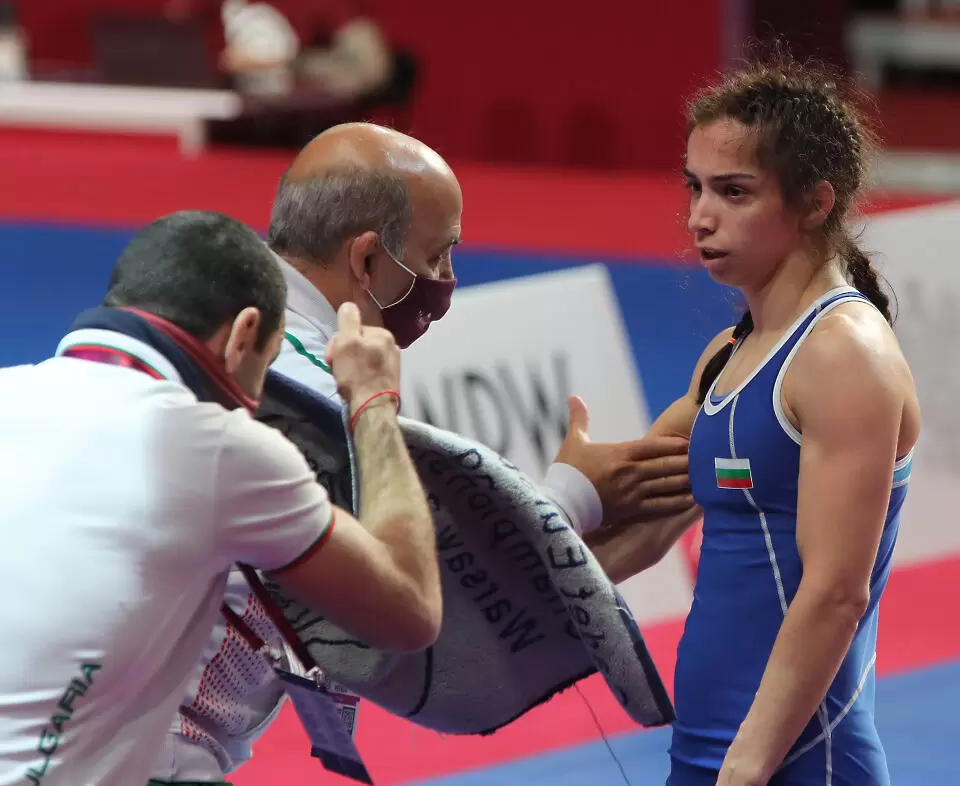 Селишка започва срещу румънка на 50 кг