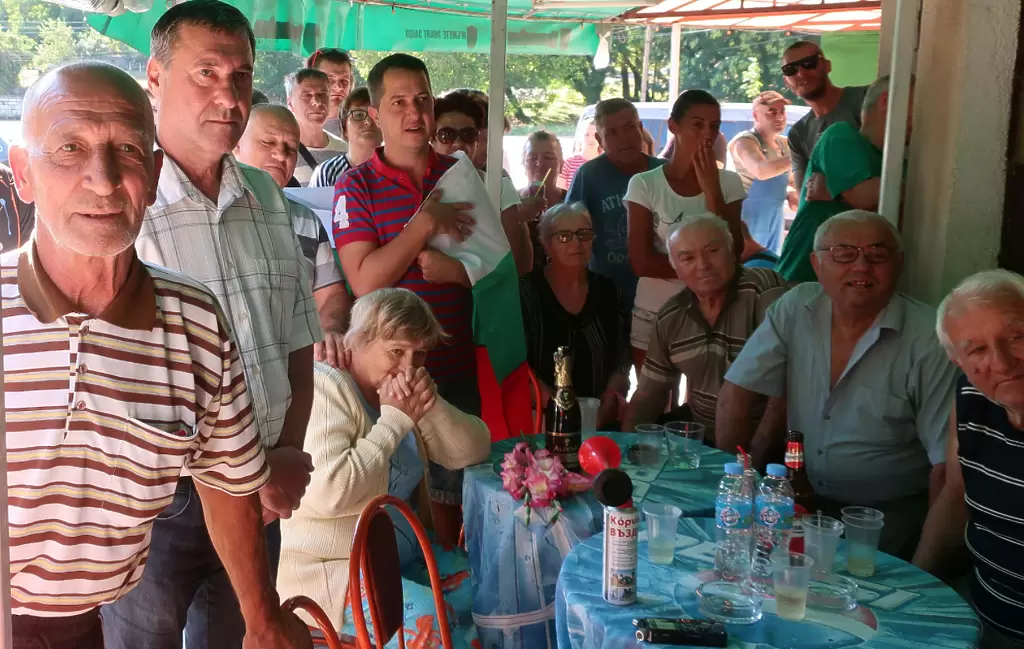Село Върбица ликува! Бащата на Стойка Кръстева: Знаех, че ще бъде победител