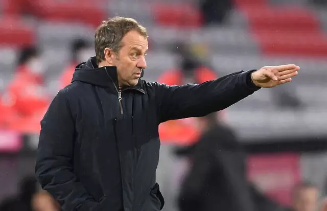 Андреас Крьоненберг влиза в щаба на Ханзи Флик