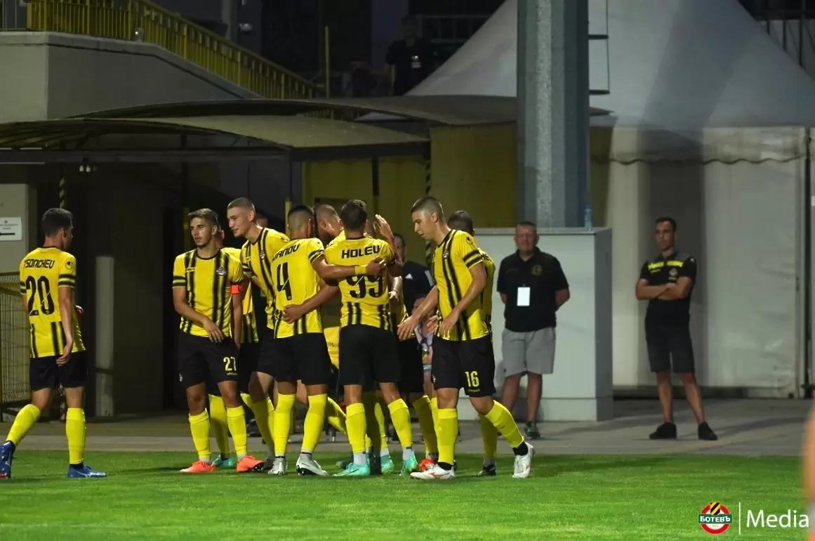 Дубълът на Ботев Пловдив нанесе първа загуба на Хебър