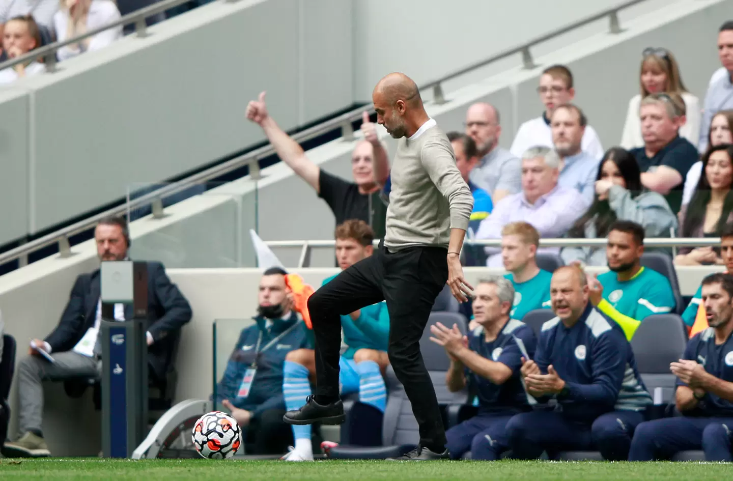 Гуардиола се разсмя на въпрос за Левандовски