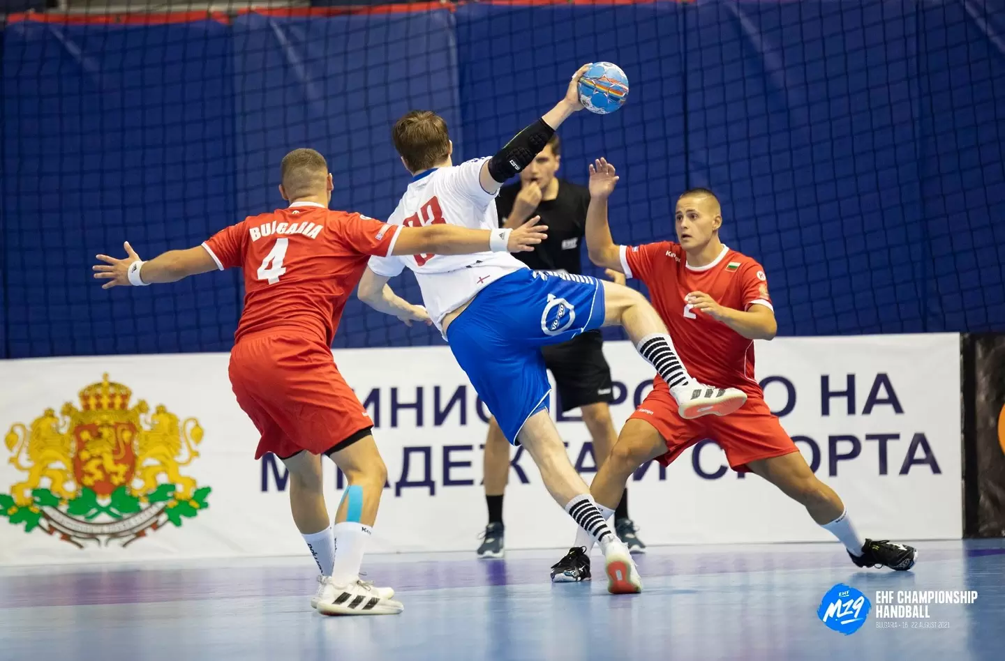 Снимки: Sportsphotographers