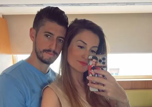https://www.instagram.com/serescudero18/