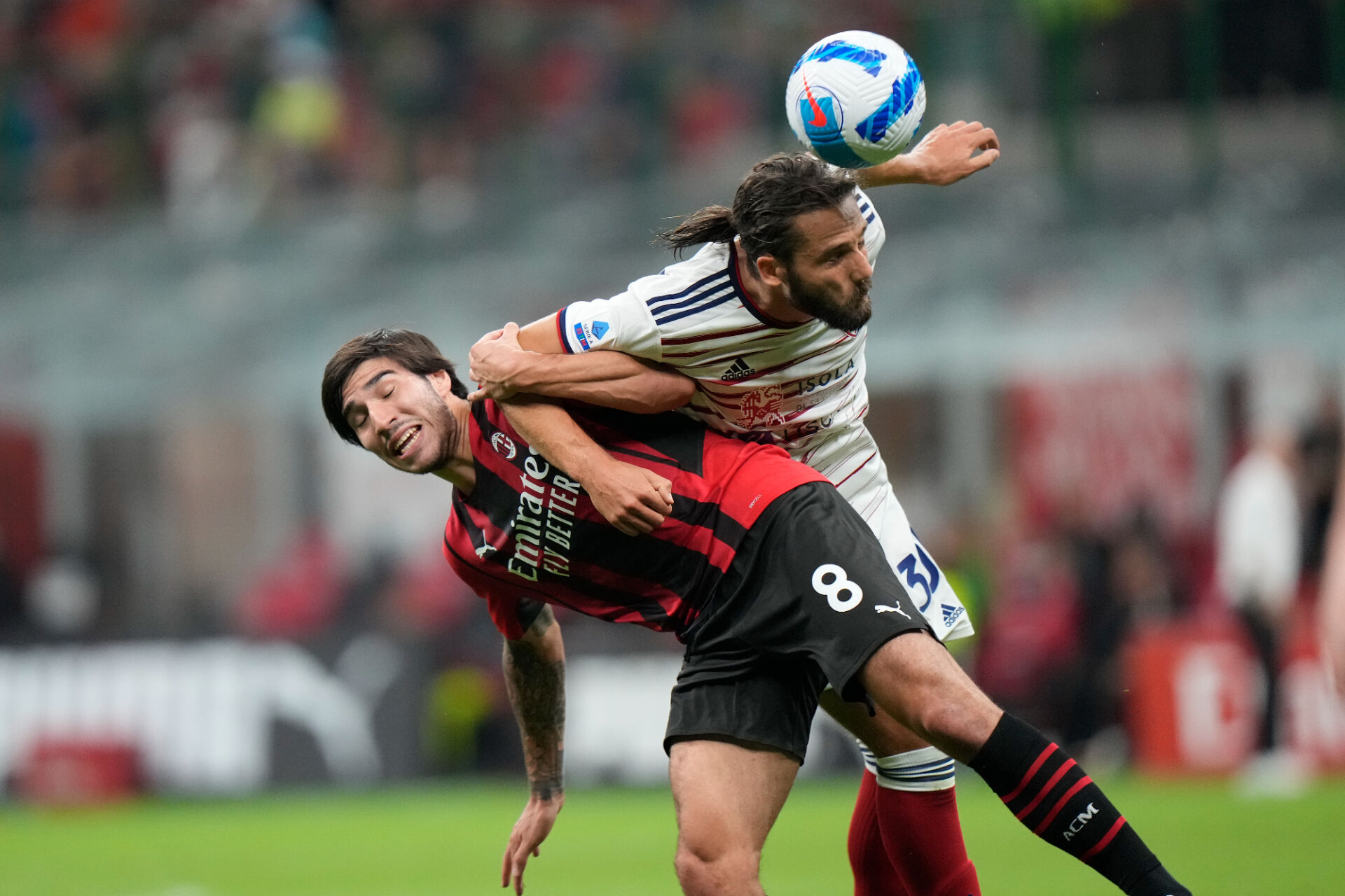 Жиру и Милан натупаха Каляри за едно полувреме (ВИДЕО)