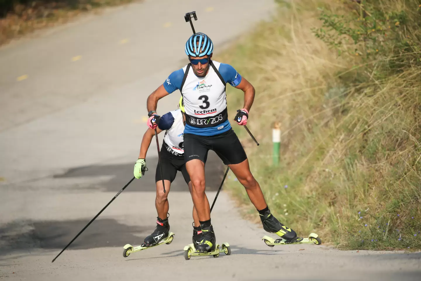 Българите доминират на Балканската купа по летен биатлон в Троян