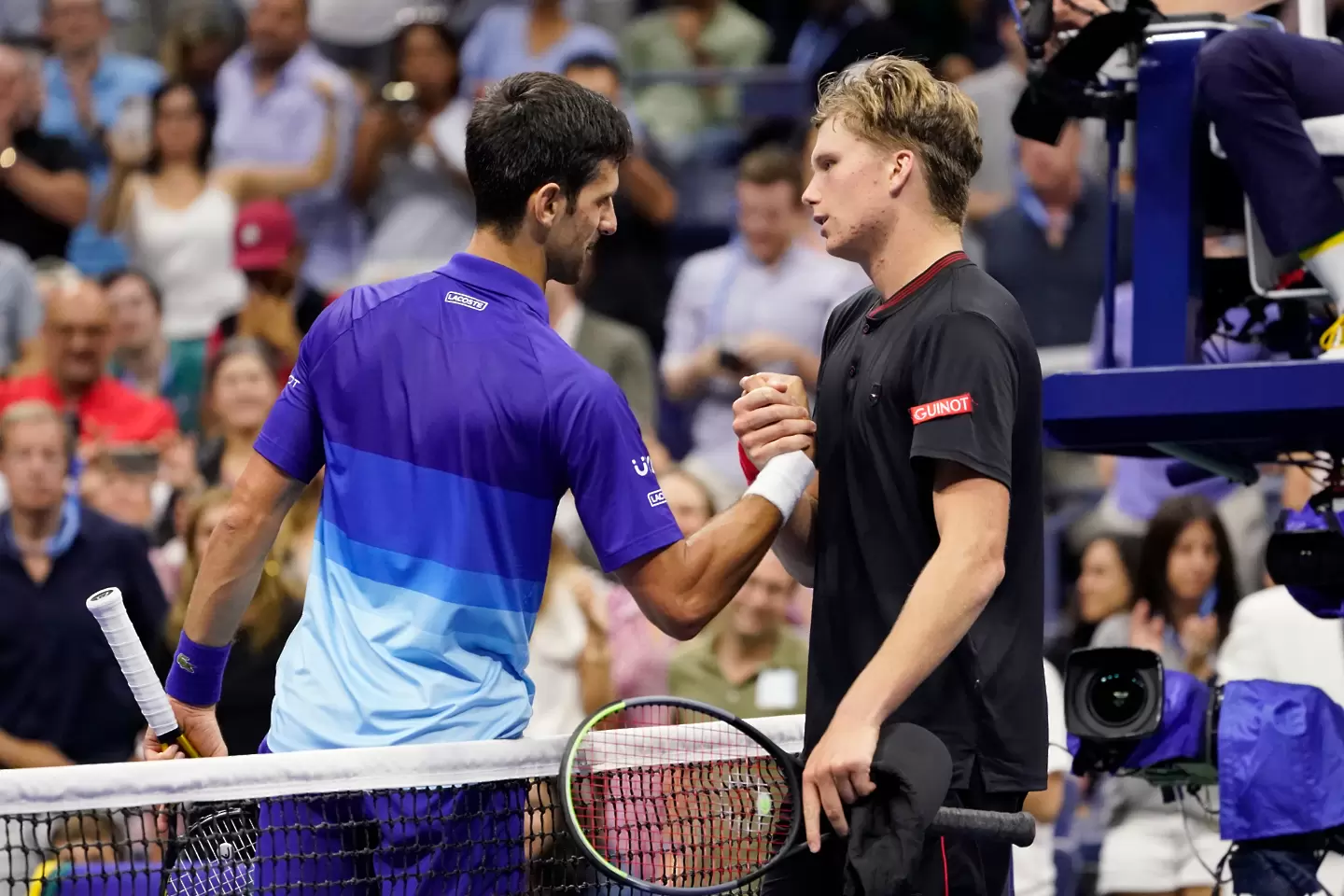 Джокович проспа един сет, но се класира на 1/4-финал на US Open