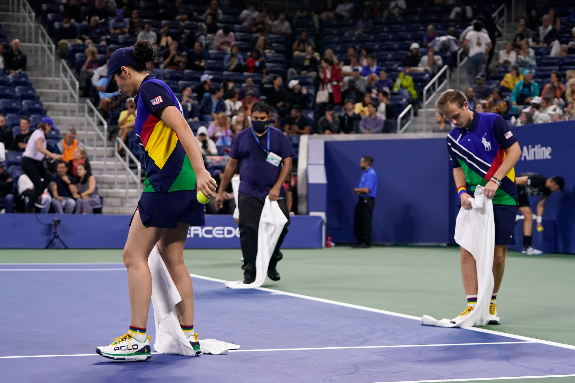 Дъжд спря мач от US Open на корт с покрив