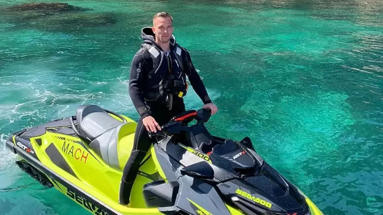 instagram.com/arthurhmelo