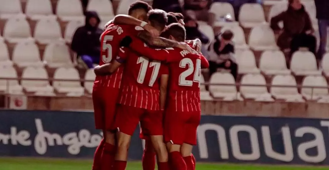 twitter.com/SevillaFC