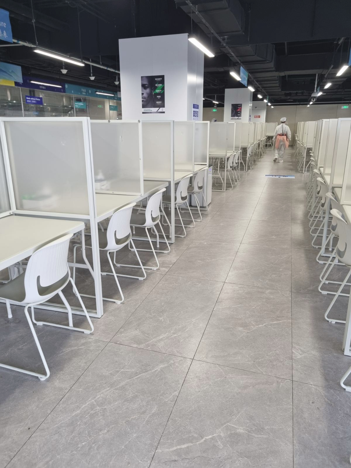 Биатлонистите са първите българи в олимпийското село