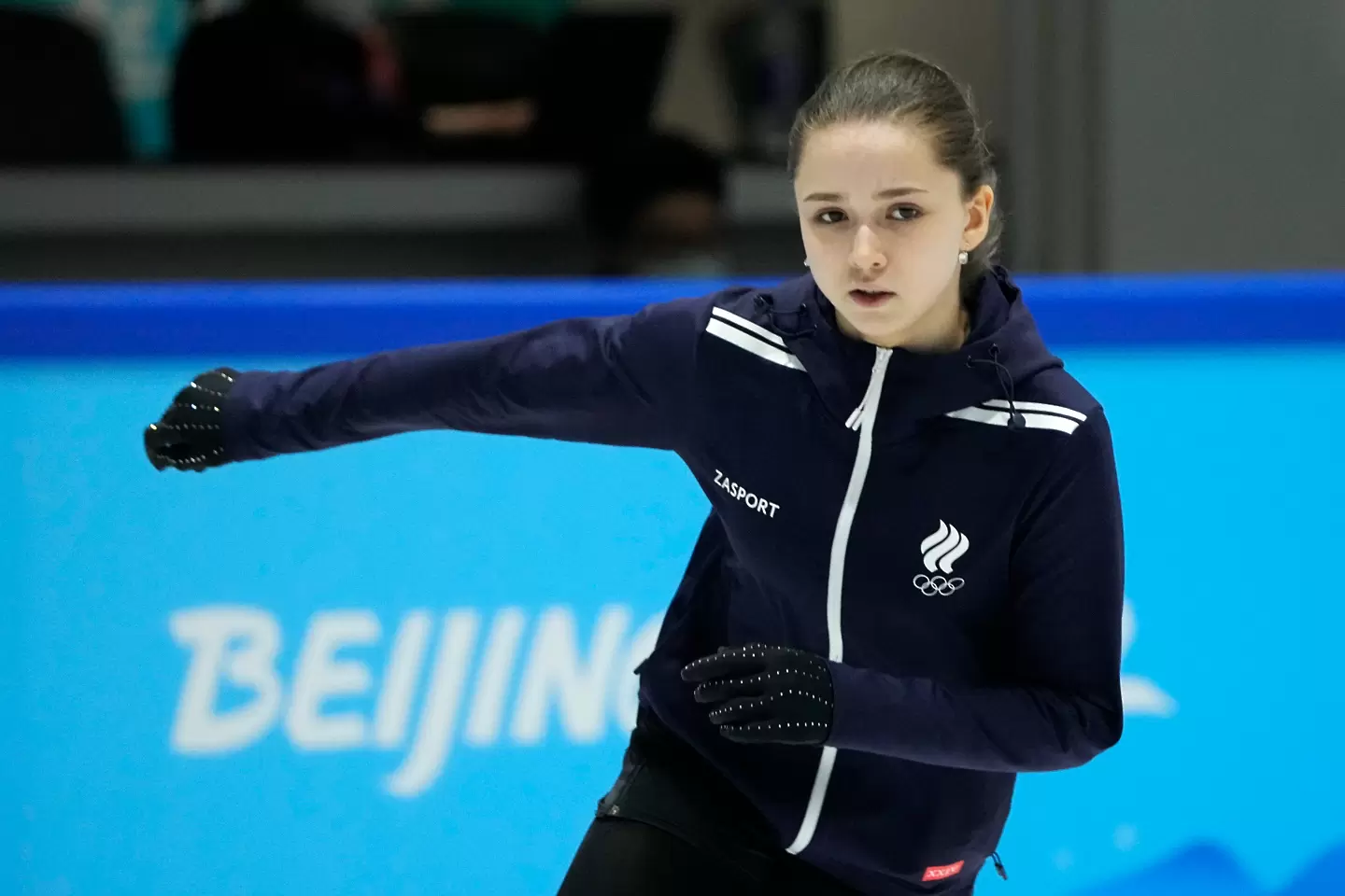 Катарина Вит подкрепя Валиева, обвини обкръжението на рускинята