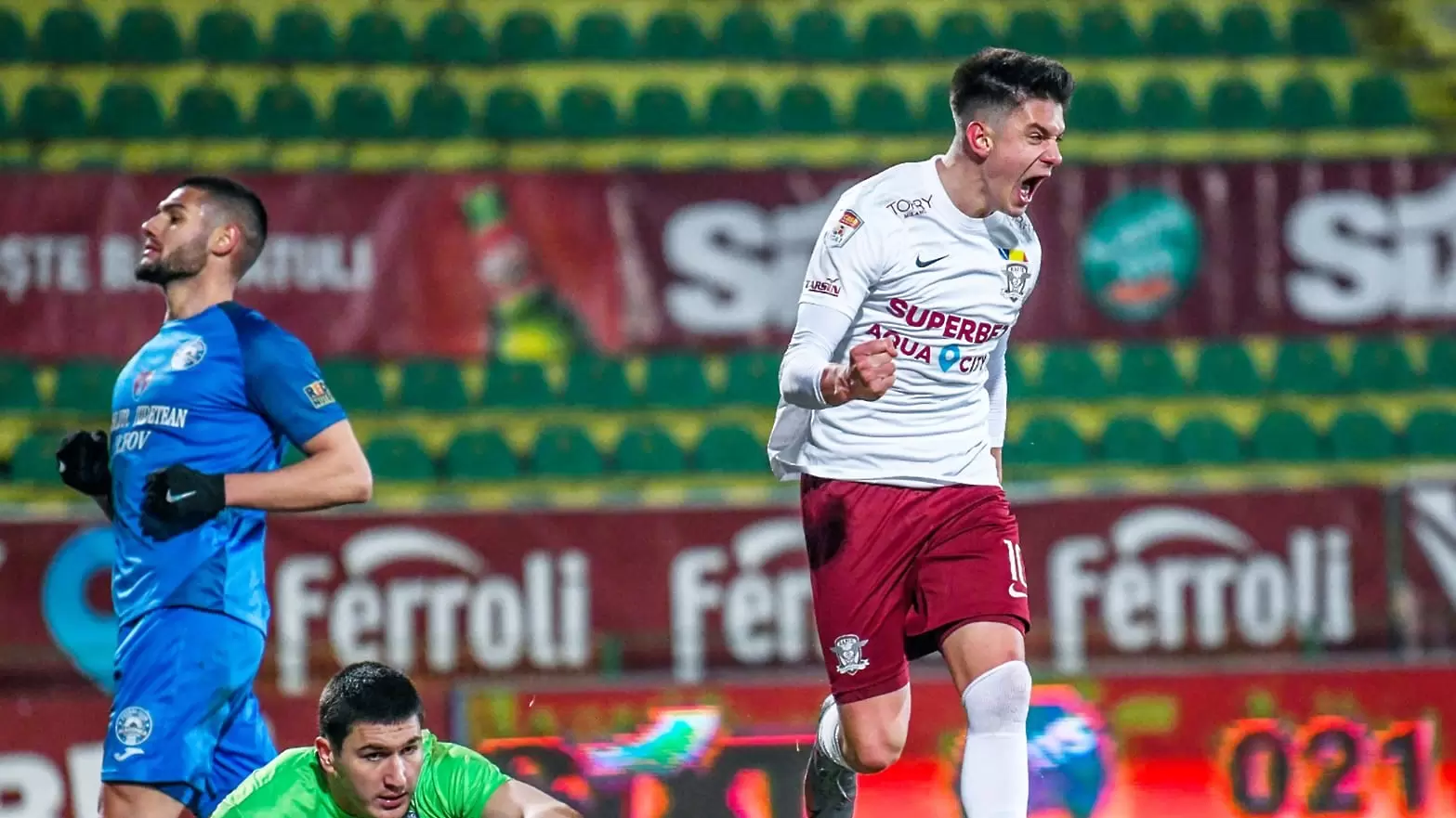 Бивши играчи на Берое и ЦСКА 1948 продължават да затъват в Румъния