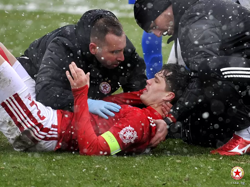 Капитанът на ЦСКА ще отсъства между 10 и 20 дни