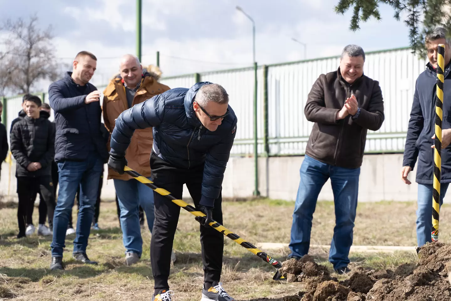 Направиха първа копка на парк "110 години Ботев Пловдив"