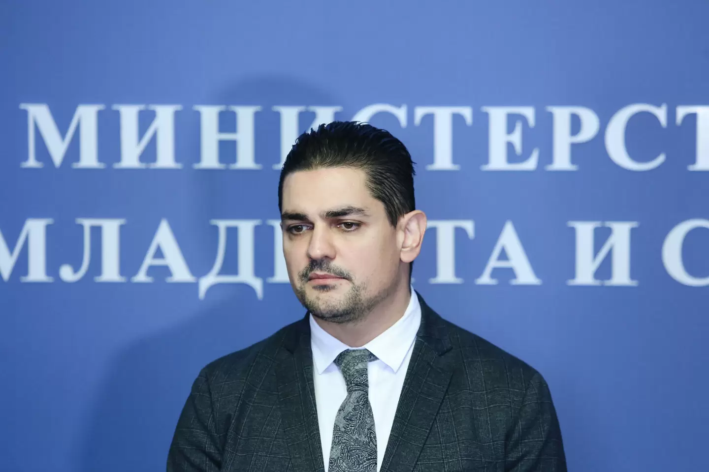 Футболен клуб призна, че не развива дейност, БФС твърди, че е печелил турнир и го е наградил