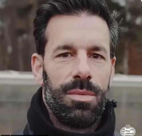 Легенда на Ман Юнайтед ще става треньор на ПСВ