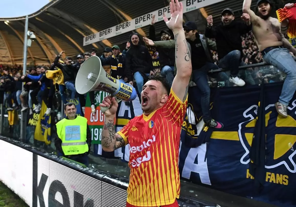 www.facebook.com/Modena-FC-107687491693522